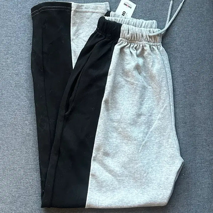 [SOLD OUT] 새상품) 배색 트레이닝 팬츠