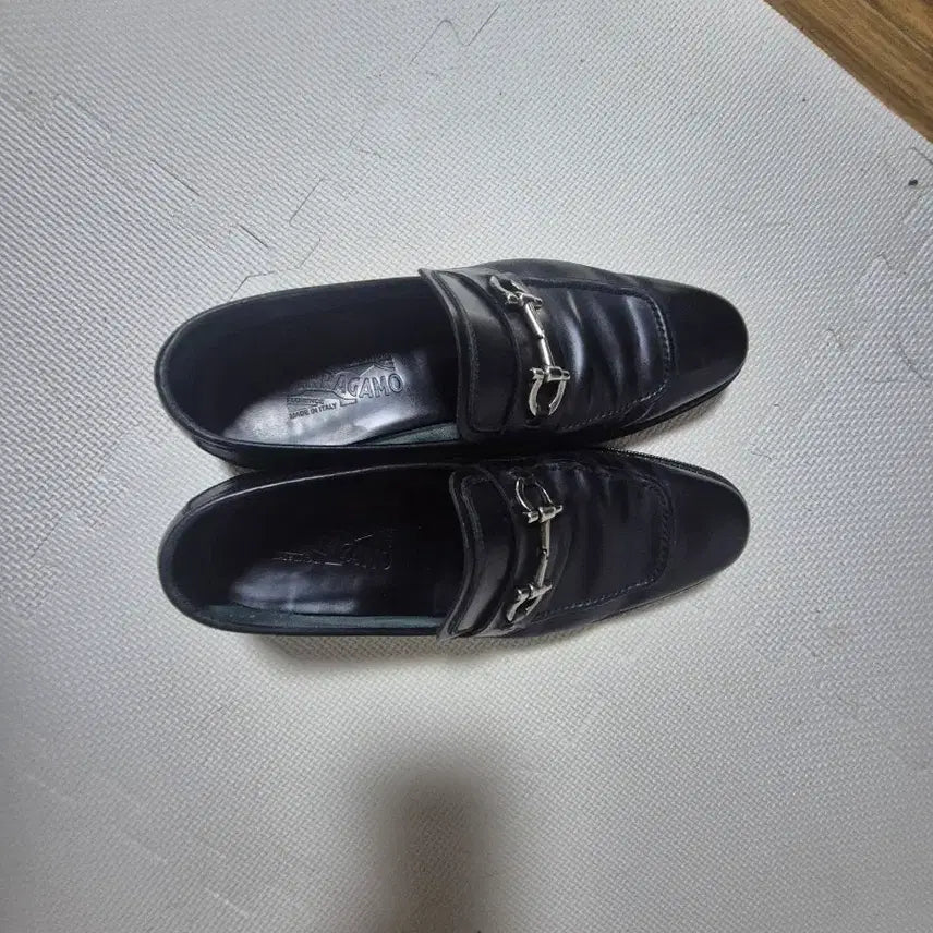 [BUNJANG] Ferragamo Black Leather Men&