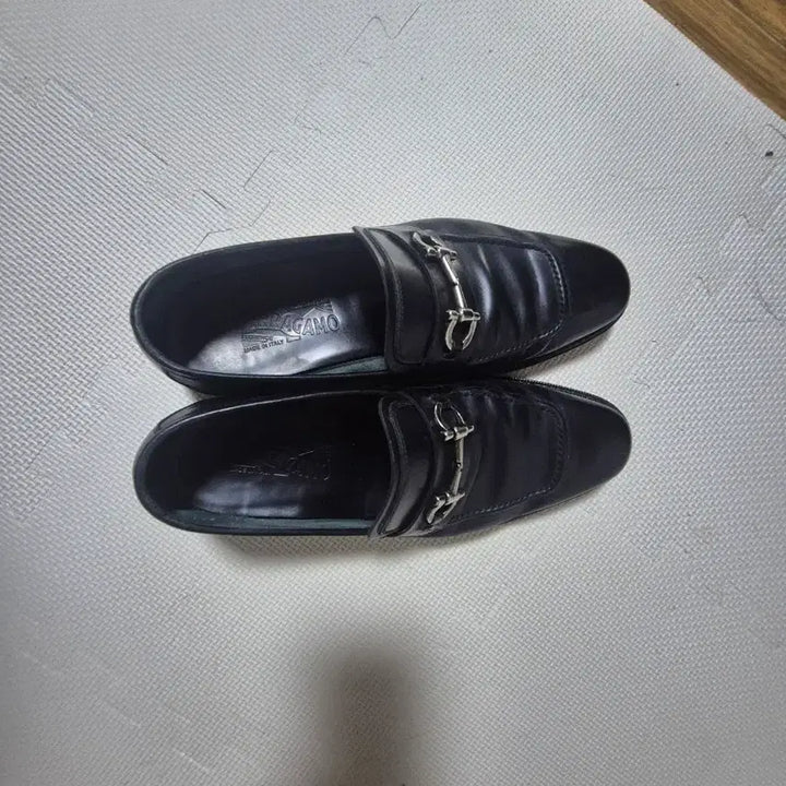 [BUNJANG] Ferragamo Black Leather Men&