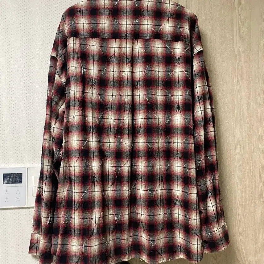 [BUNJANG] Juun.J Argyle Damaged Loose Fit Shirt / 준지 아가일 데미지 루즈핏 셔츠 레드, 52사이즈