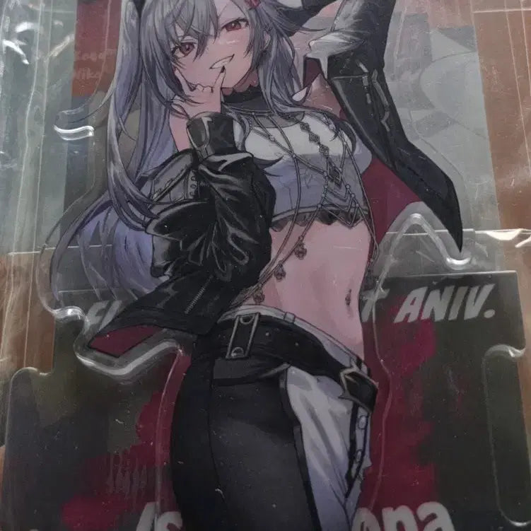 [BUNJANG] Flow Glow Isaki Riona 1st Anniversary Acrylic Stand / Flow Glow 1주년 기념 아크릴스탠드 이사키 리오나