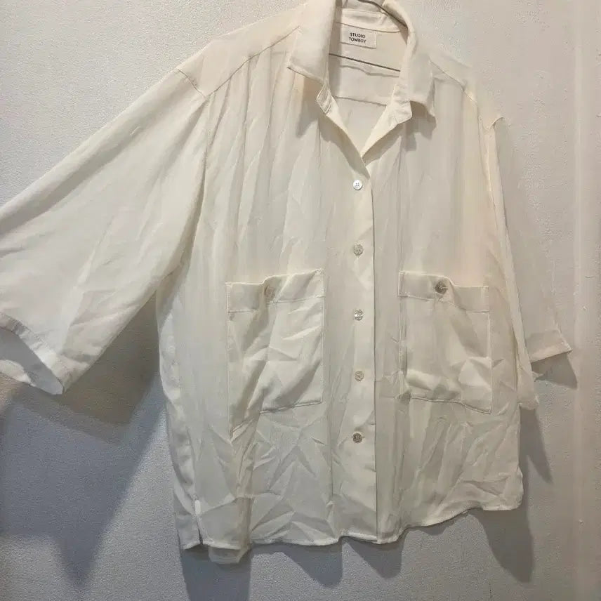[SOLD OUT] 스튜디오 톰보이 루즈핏 흰색 반팔 셔츠