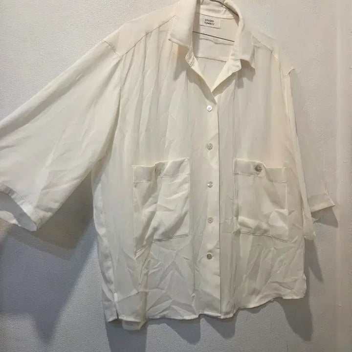 [SOLD OUT] 스튜디오 톰보이 루즈핏 흰색 반팔 셔츠