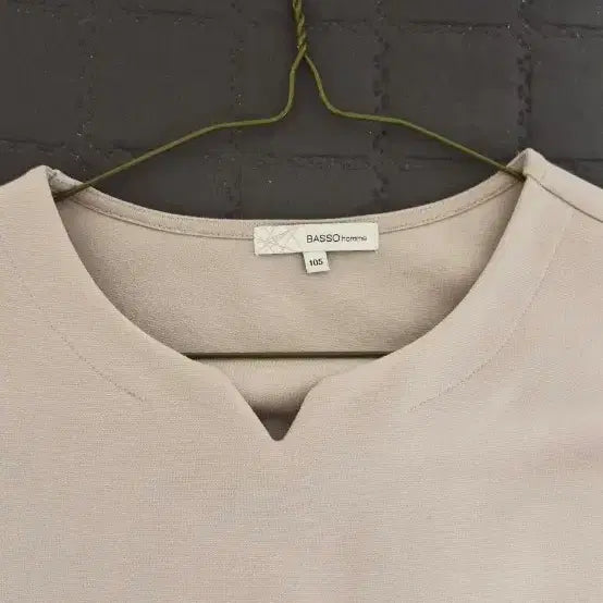 [BUNJANG] Vaso V-Neck Long Sleeve T-shirt / 바소 v넥 티셔츠