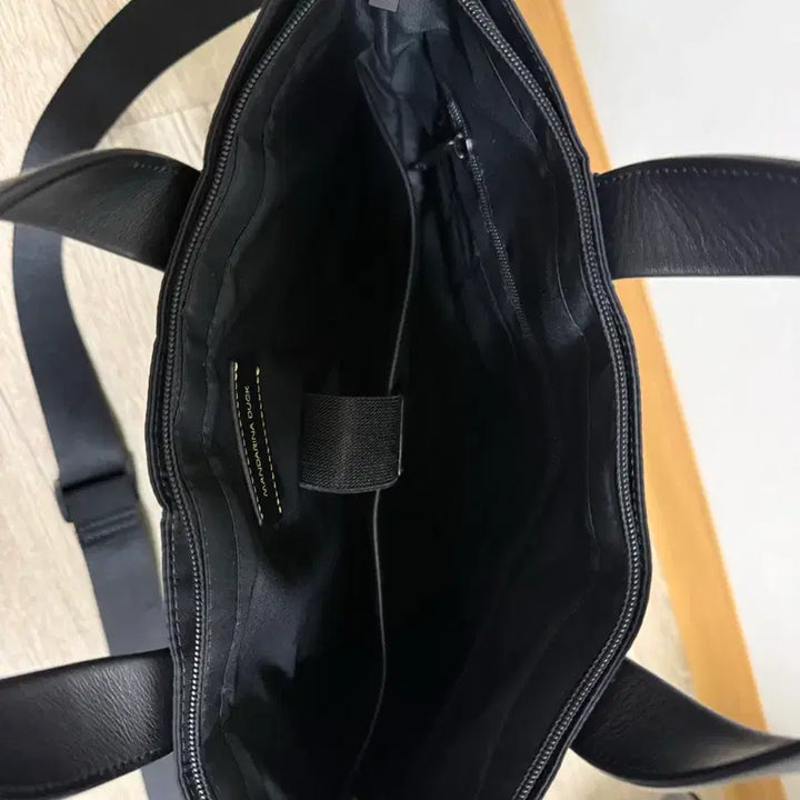 [BUNJANG] Mandarina Duck Gravita G7T05651 Tote Bag / 만다리나덕 토트백 GRAVITA G7T05651