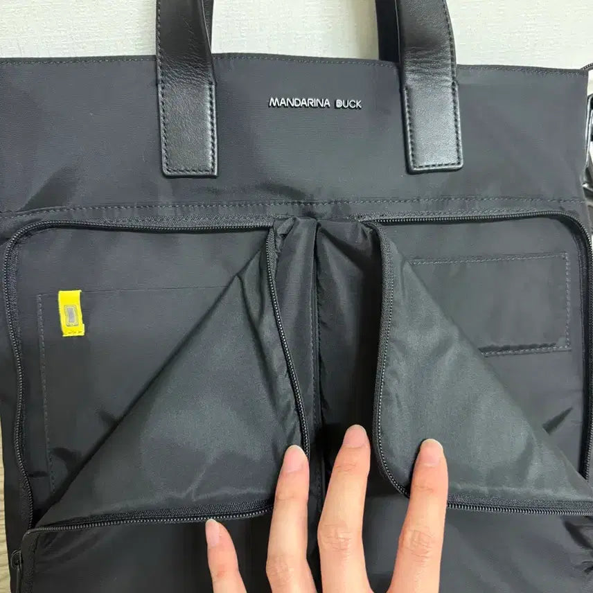 [BUNJANG] Mandarina Duck Gravita G7T05651 Tote Bag / 만다리나덕 토트백 GRAVITA G7T05651