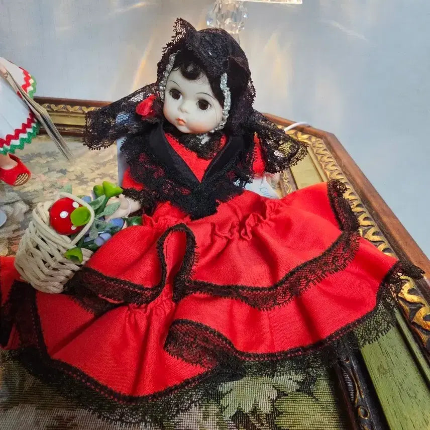 [BUNJANG] Madame Alexander International Spain Doll / 마담알렉산더  인터내셔널 스페인 인형
