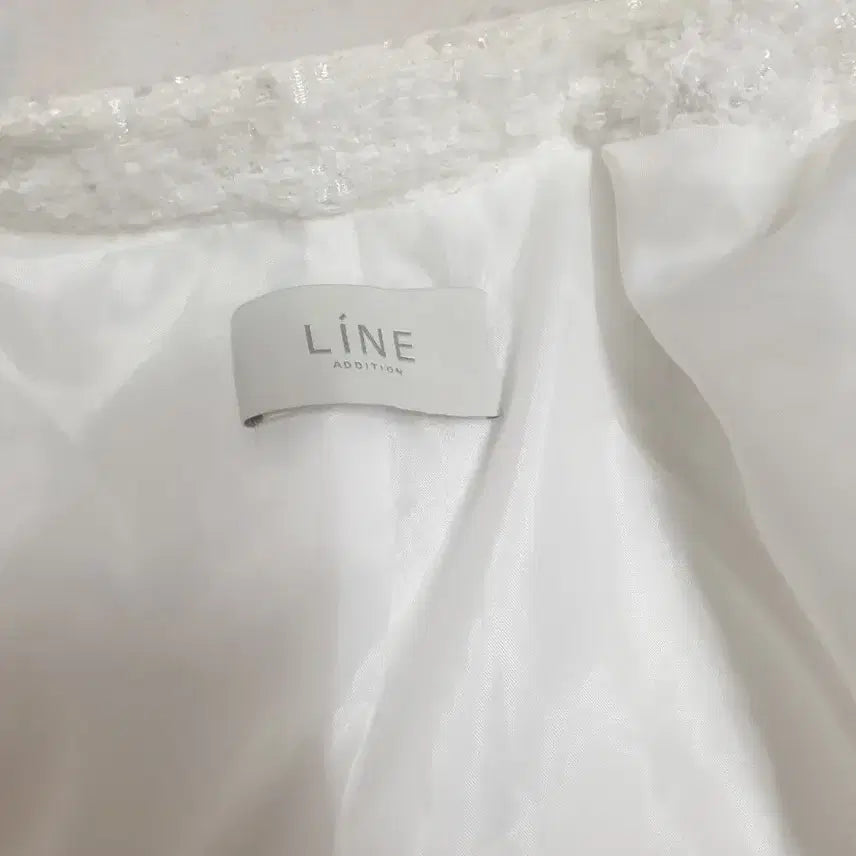 [BUNJANG] Line White Tweed Vest / 라인 화이트 트위드 조끼