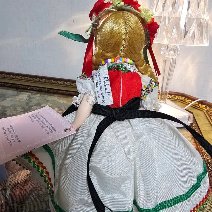 [BUNJANG] Madame Alexander Poland Traditional Costume Doll / 마담알렉산더 인터내셔널 폴란드