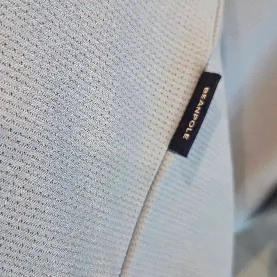 [BUNJANG] Beanpole Mesh Slit-Neck Short Sleeve T-Shirt / 빈폴 메쉬 슬릿넥 반소매 티셔츠