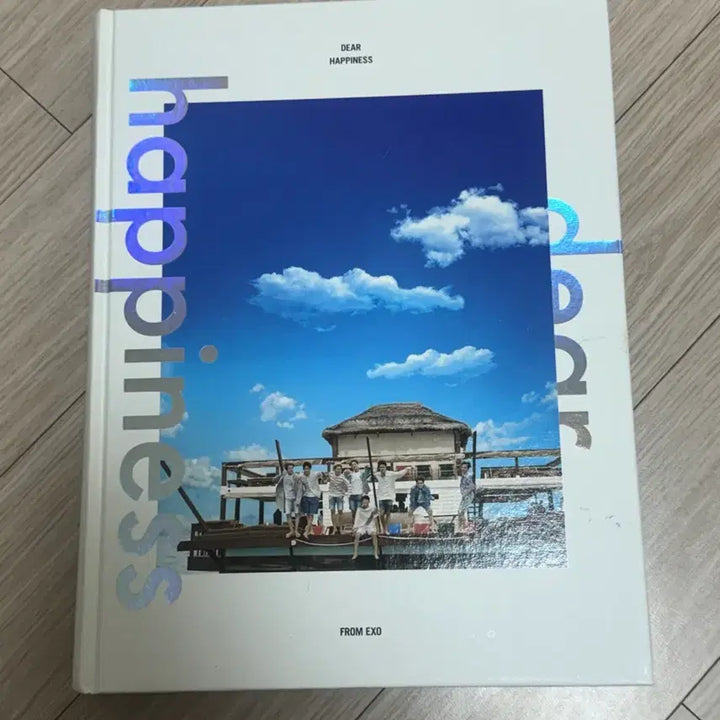[BUNJANG] EXO Dear Happiness Fiji Photobook / 엑소 EXO Dear Happiness 피지 화보집