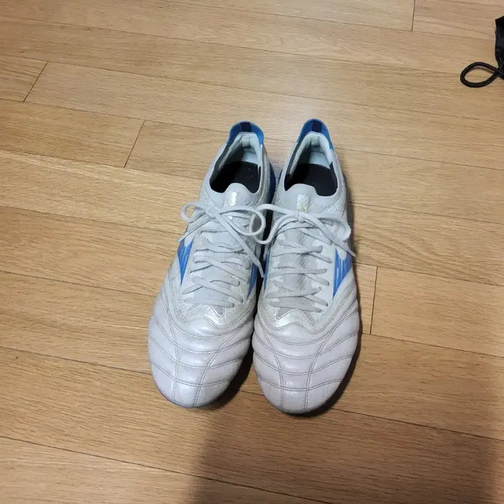 [BUNJANG] Mizuno Morelia 4 Japan Beta Soccer Cleats / 미즈노 모렐리아4 제팬 베타 축구화260