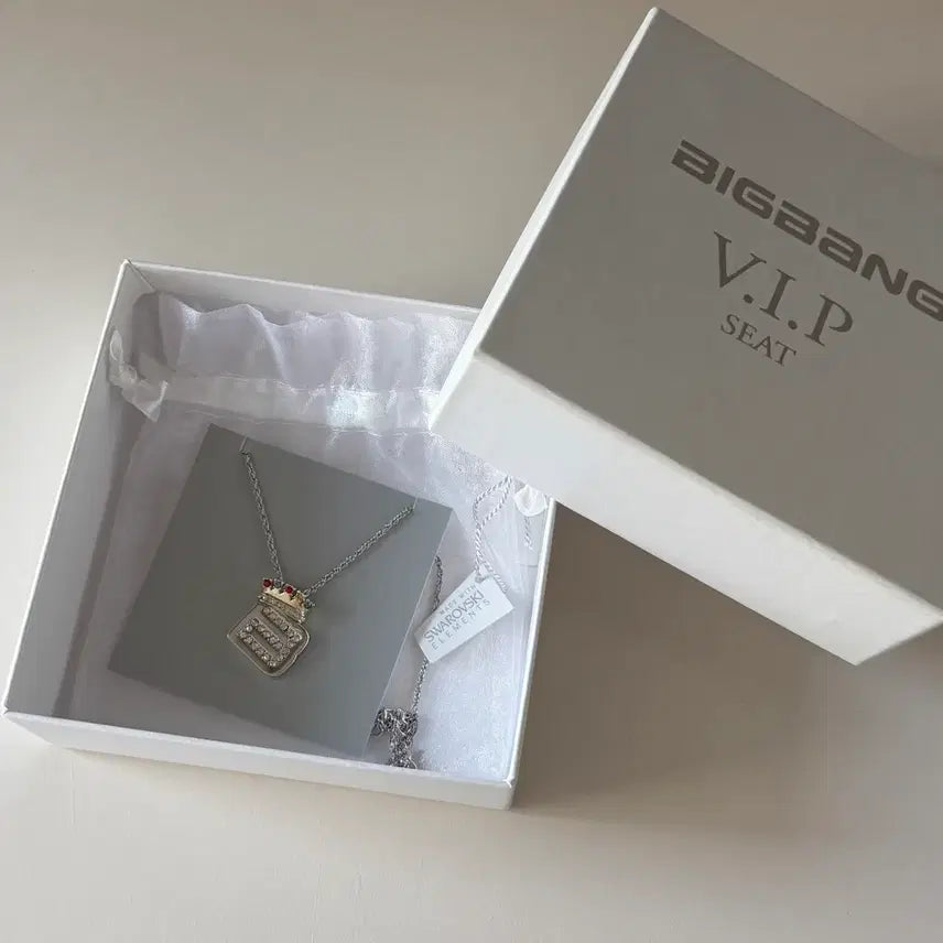 [SOLD OUT] 빅뱅 vip 스와로브스키 목걸이 일본
