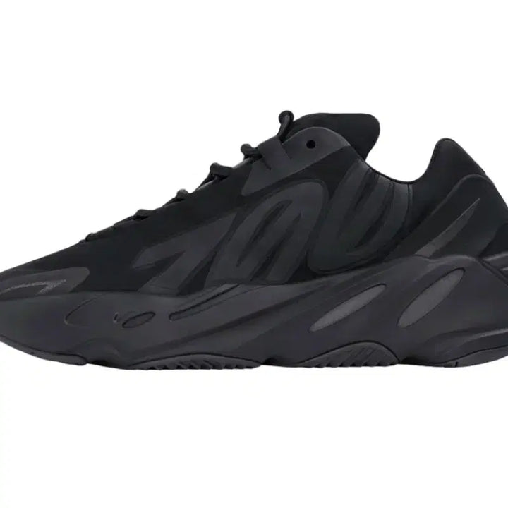 [BUNJANG] Adidas Yeezy Boost 700 MNVN Triple Black Sneakers / [265] 아디다스 이지부스트 700 MNVN 트리플 블랙 새상품