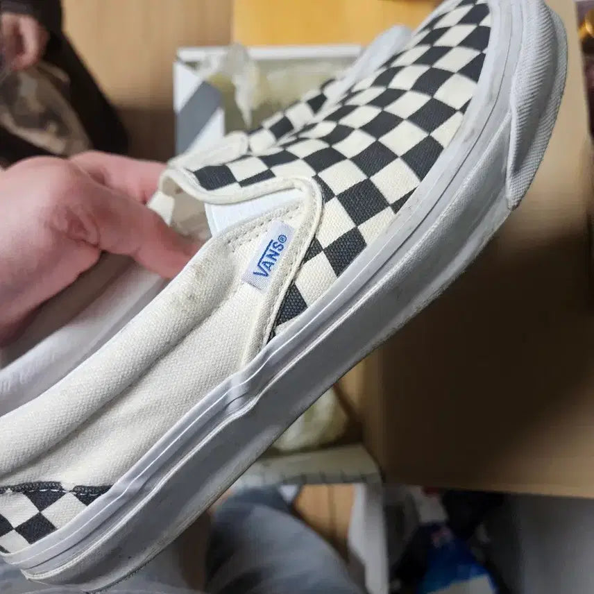 [BUNJANG] Vans Vault Checkerboard Slip-On Sneakers / 반스볼트 Vans vault 체커보드 슬립온 265