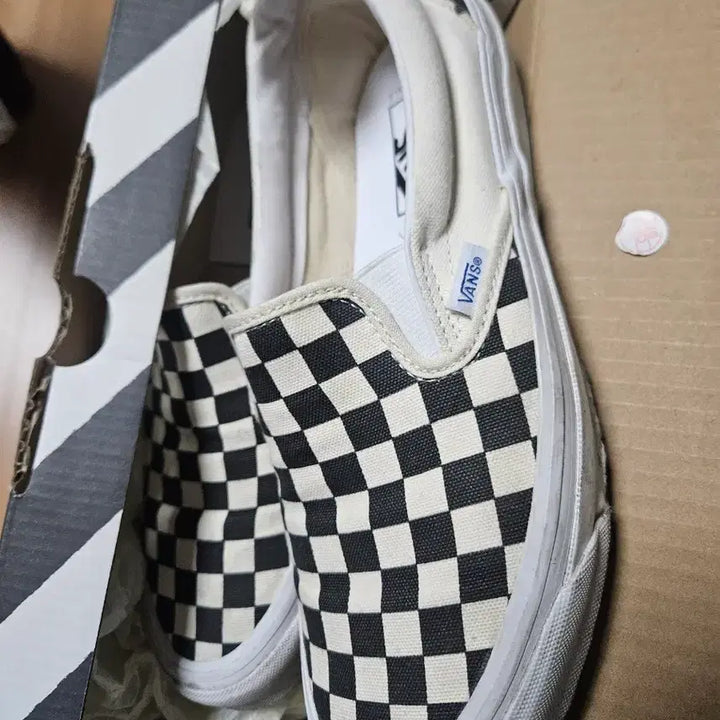 [BUNJANG] Vans Vault Checkerboard Slip-On Sneakers / 반스볼트 Vans vault 체커보드 슬립온 265