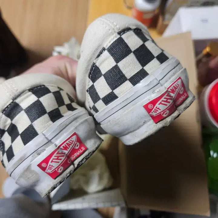 [BUNJANG] Vans Vault Checkerboard Slip-On Sneakers / 반스볼트 Vans vault 체커보드 슬립온 265