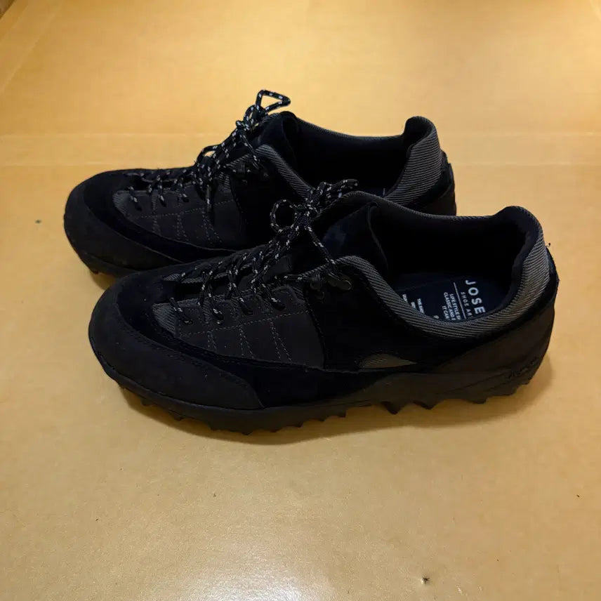 [BUNJANG] Josepht Vibram BRITO Black Sneakers / [280] 조셉트 비브람 BRITO BLACK