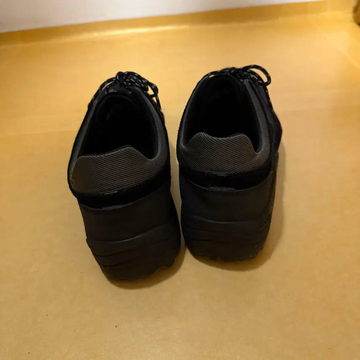 [BUNJANG] Josepht Vibram BRITO Black Sneakers / [280] 조셉트 비브람 BRITO BLACK