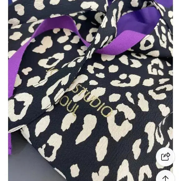 [SOLD OUT] 쥬에 레오파드 에코백