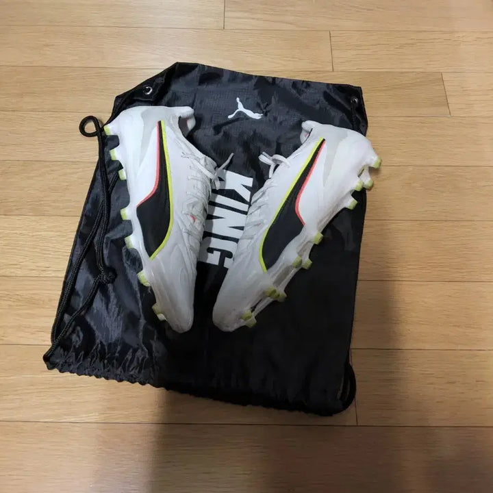 [SOLD OUT] 퓨마 킹 얼티메이트 축구화 fg/ag270