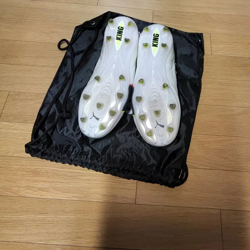 [SOLD OUT] 퓨마 킹 얼티메이트 축구화 fg/ag270