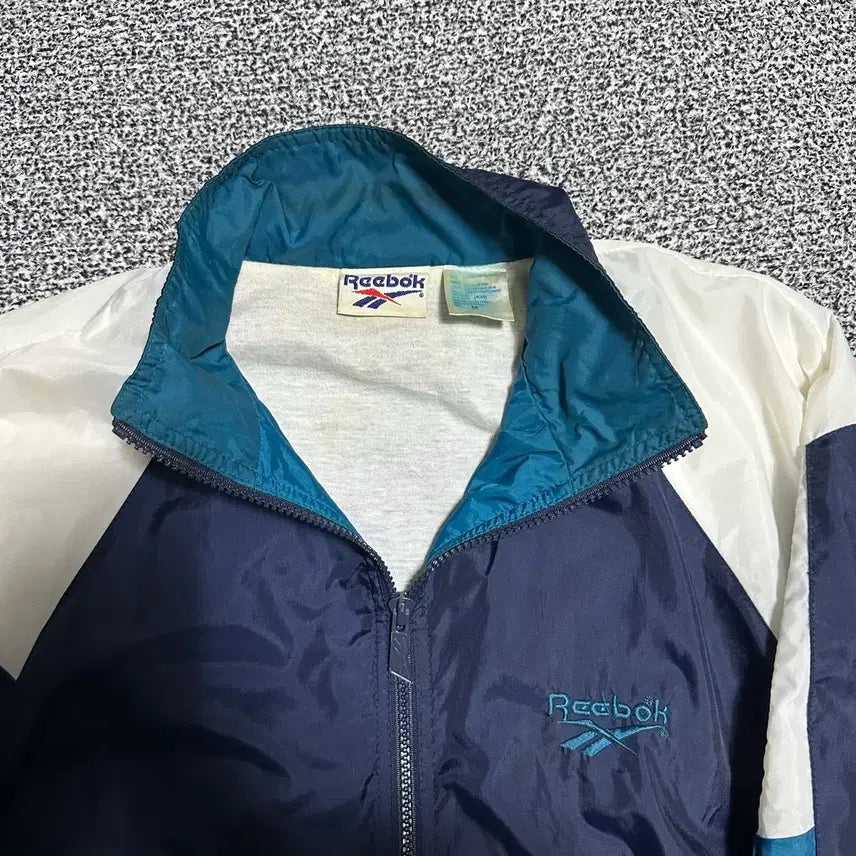 [BUNJANG] Reebok 90s Old School Windbreaker Jacket / 리복 90s 올드스쿨 바람막이 자켓