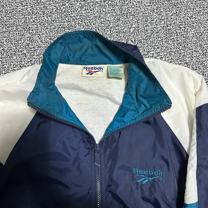 [BUNJANG] Reebok 90s Old School Windbreaker Jacket / 리복 90s 올드스쿨 바람막이 자켓