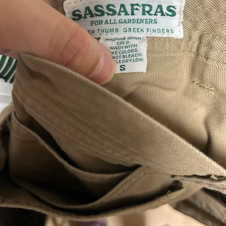 [BUNJANG] SASSAFRAS 사사프라스 베이지 폴리프 가드닝 쇼츠 S / SASSAFRAS 사사프라스 베이지 폴리프 가드닝 쇼츠 S