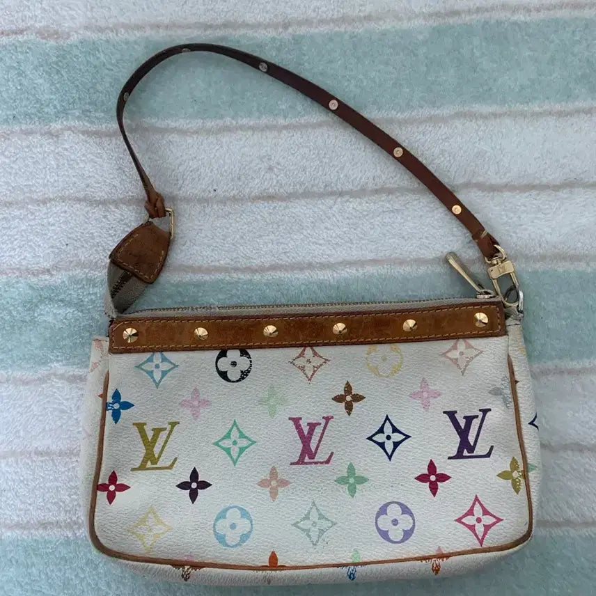 [BUNJANG] Louis Vuitton Multicolor Pochette Bag Pouch White / 루이비통 멀티 포쉐트 정품 가방 포치 화이트