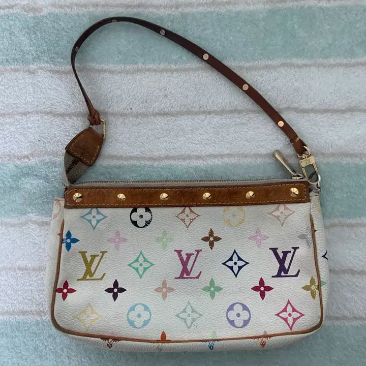[BUNJANG] Louis Vuitton Multicolor Pochette Bag Pouch White / 루이비통 멀티 포쉐트 정품 가방 포치 화이트
