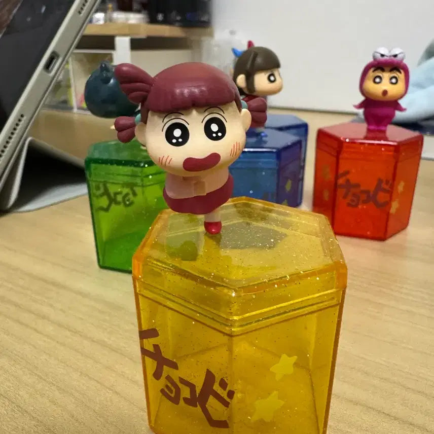 [BUNJANG] Crayon Shin-chan Chocobi Mini Figure Bundle Set / 귀여운 짱구 쵸코비 미니 피규어 5종 일괄