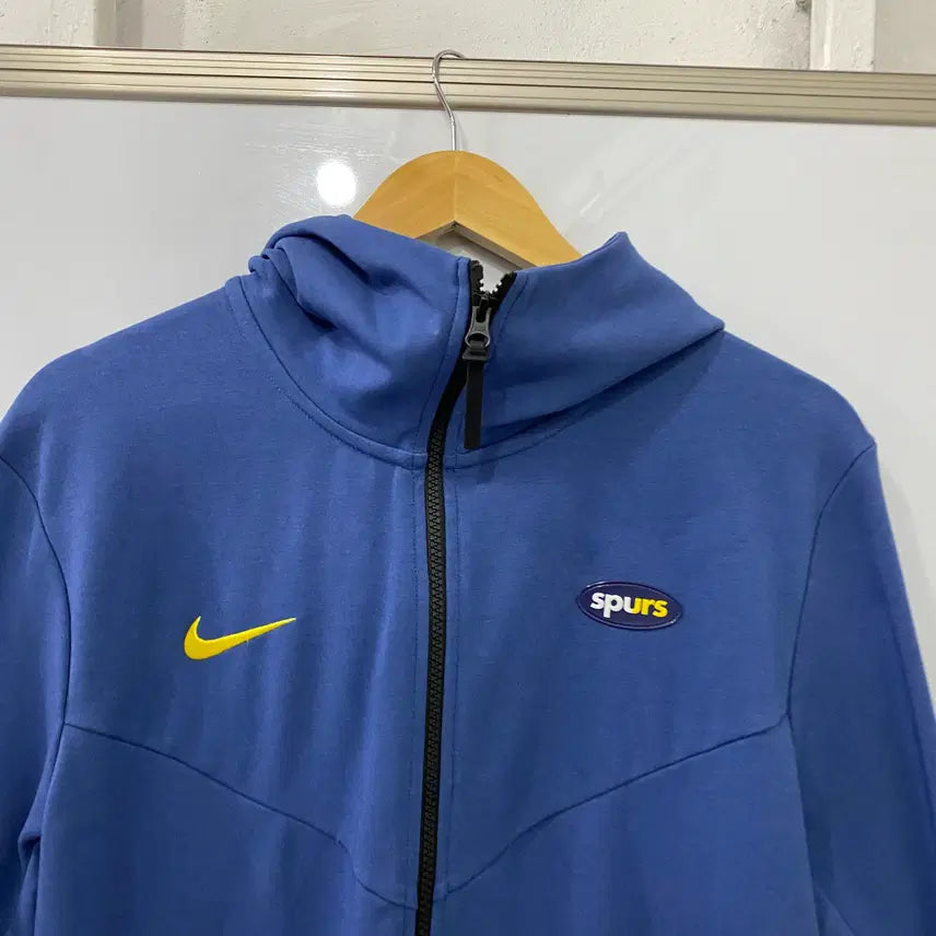 [BUNJANG] Nike Tottenham Hotspur Hooded Zip-up Jacket (M) / 588 .나이키 토트넘 후드집업(M)