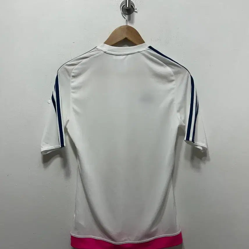 [BUNJANG] Adidas White Three Stripes Half Sleeve T-Shirt Pink Accent S / 아디다스 흰색 삼선 핑크포인트 반팔티 S