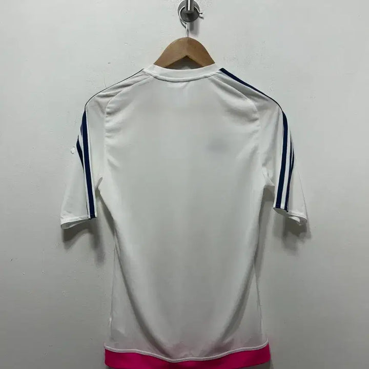 [BUNJANG] Adidas White Three Stripes Half Sleeve T-Shirt Pink Accent S / 아디다스 흰색 삼선 핑크포인트 반팔티 S