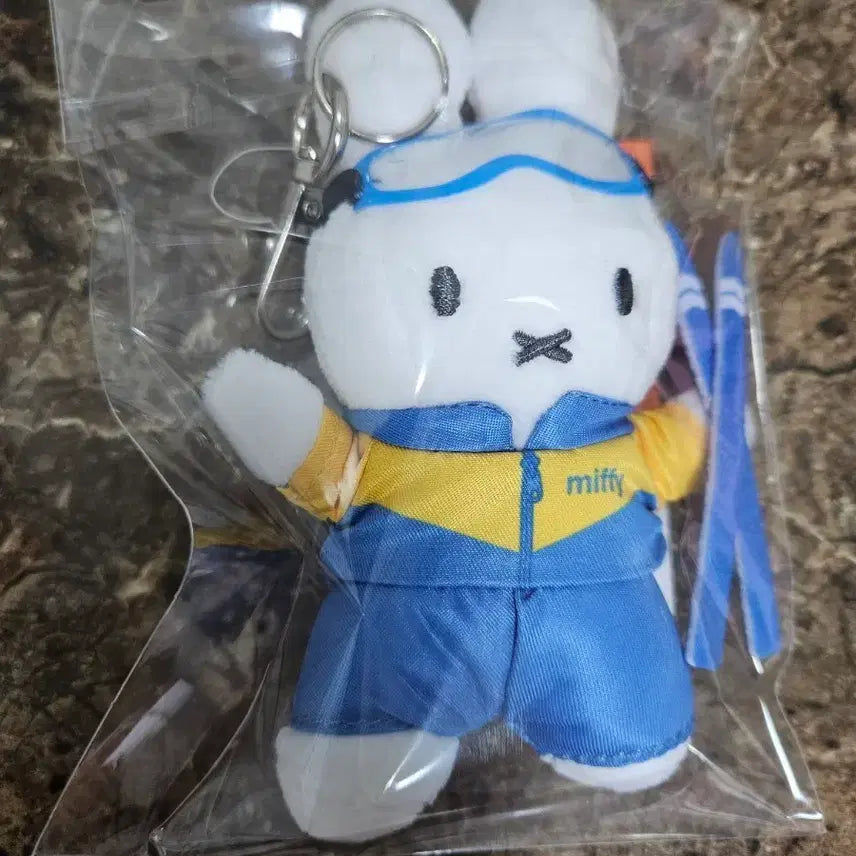 [SOLD OUT] 스키 점프 미키 인형 키링
