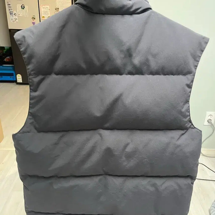[SOLD OUT] 캐나다구스 가르송 패딩조끼 M(국내100)사이즈 판매