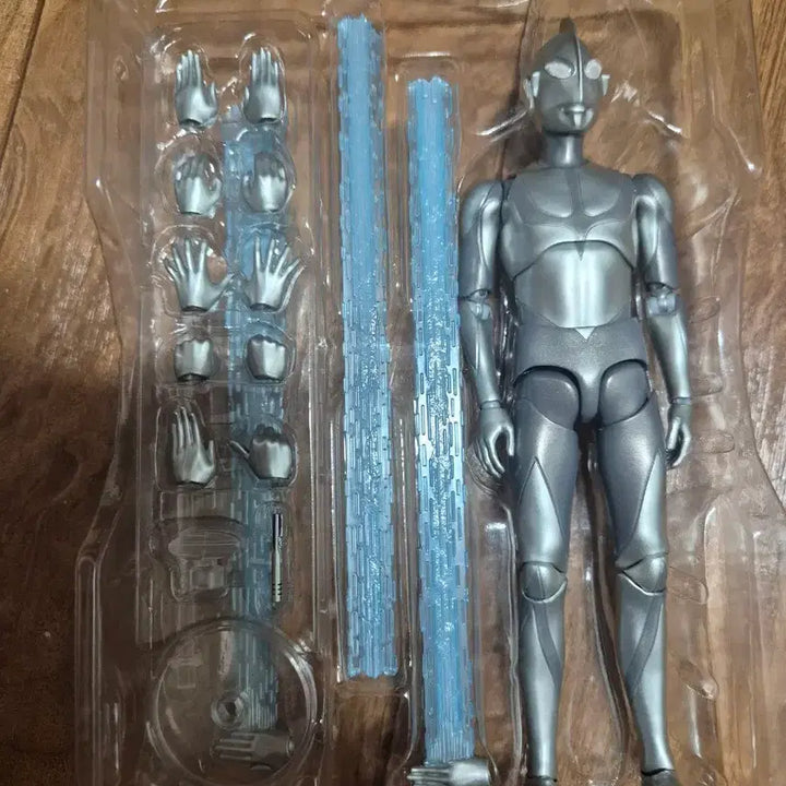 [BUNJANG] SHF Ultraman First Landing Version Action Figure / 급처 shf 신 울트라맨 첫 착륙 버전 판매