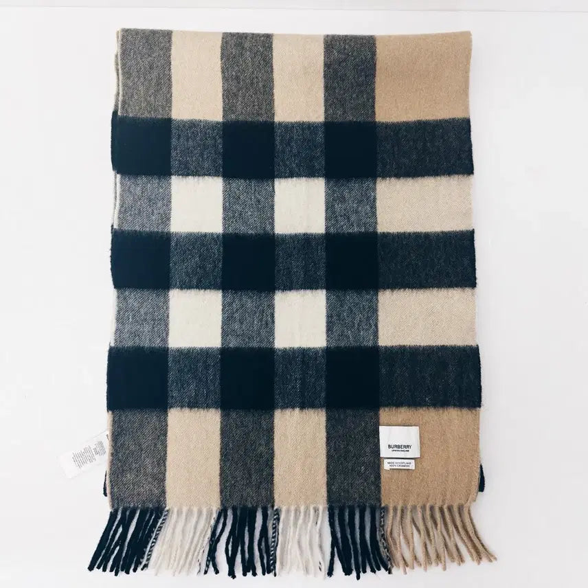 [BUNJANG] Burberry 100% Cashmere Classic Check Scarf / 버버리 캐시미어 100% 클래식 체크 스카프 목도리