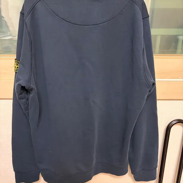 [SOLD OUT] [정품/L]스톤아일랜드 네이비 맨투맨