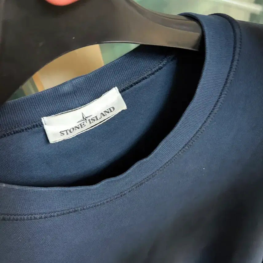 [SOLD OUT] [정품/L]스톤아일랜드 네이비 맨투맨