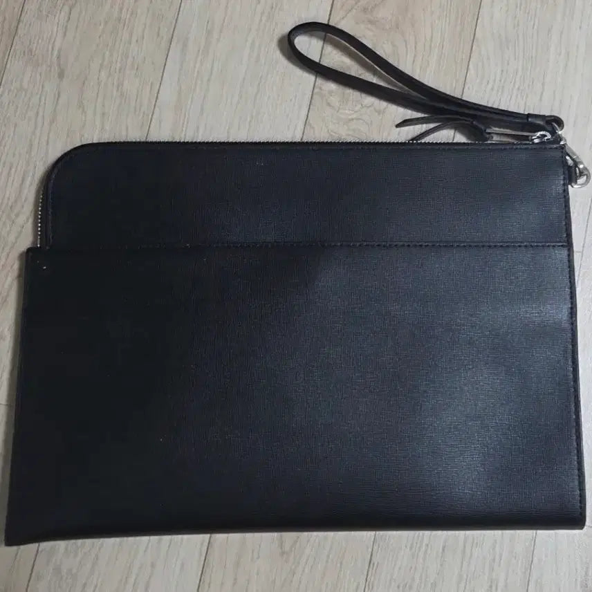 [BUNJANG] Jill Stuart Black Leather Clutch Bag / 질스튜어트 블랙 가죽 클러치백(새상품)
