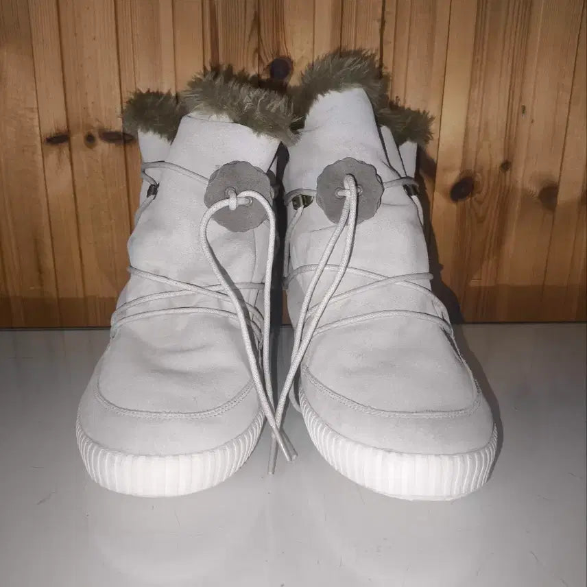 [BUNJANG] Onitsuka Tiger Fur Boots (270mm) / 270mm 오니츠카타이거 털부츠 방한화