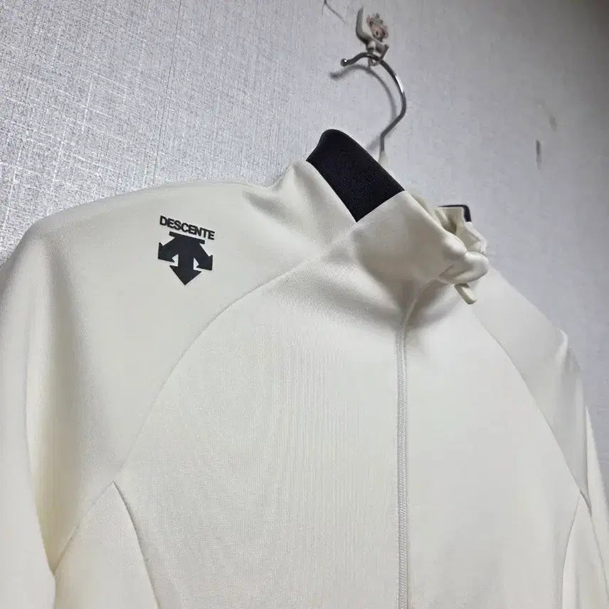 [BUNJANG] Descente Zip-Up Jacket / 데상트 집업