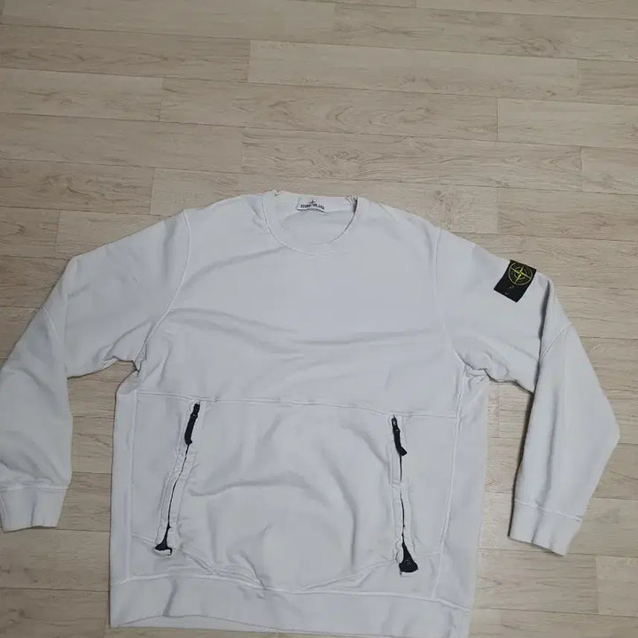 [SOLD OUT] 110  스톤아일랜드 봄가을 티셔츠 맨투맨 남2XL 사이즈 완전좋아요