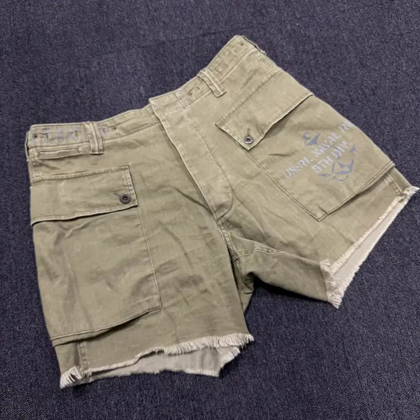 [BUNJANG] Polo Ralph Lauren 6-Inch Relaxed Fit Twill Cargo Shorts / 폴로 랄프로렌 15.2cm 릴렉스핏 트윌 카고 쇼츠
