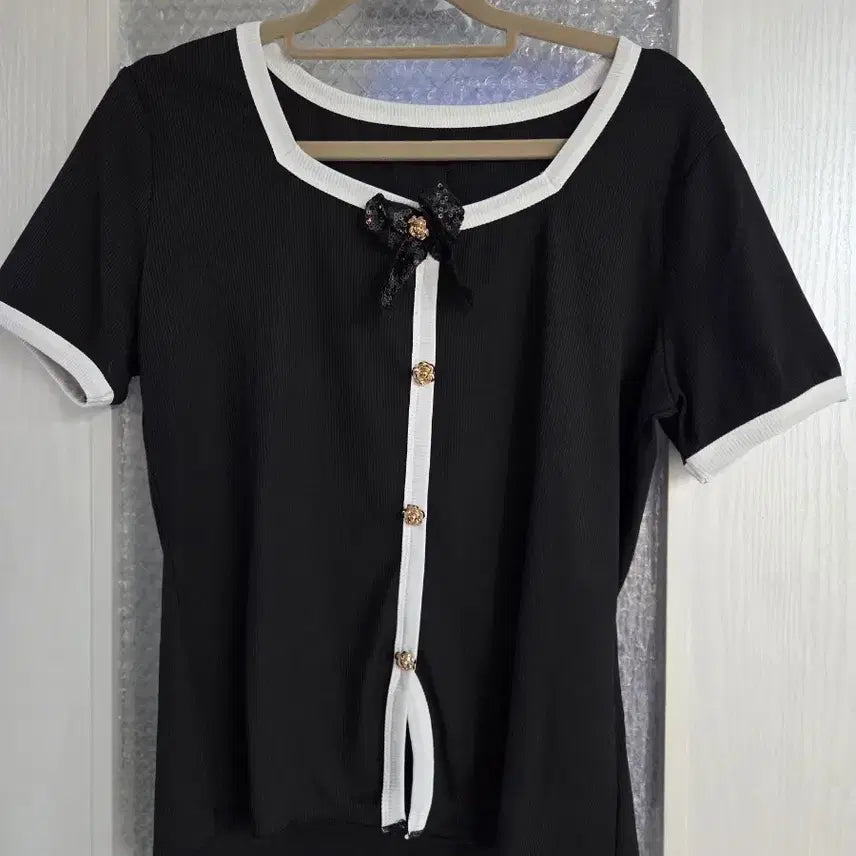 [BUNJANG] Black Ribbon Short Sleeve Blouse / 블랙 리본 반팔 블라우스