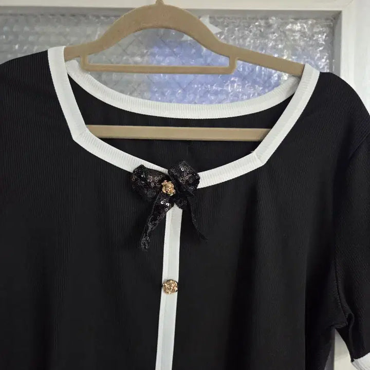 [BUNJANG] Black Ribbon Short Sleeve Blouse / 블랙 리본 반팔 블라우스