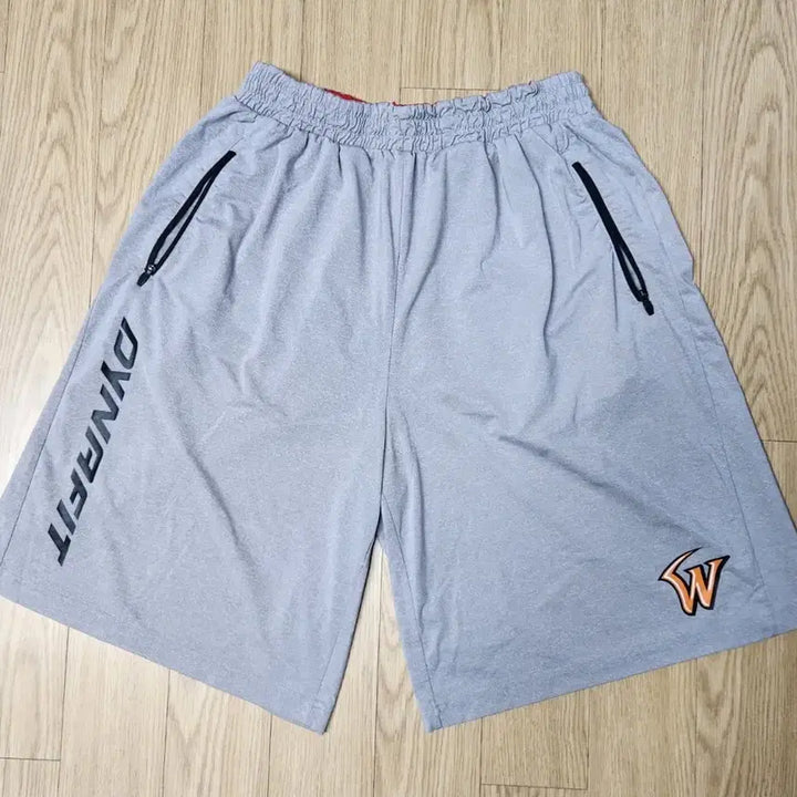 [BUNJANG] Dynafit x SK Wyverns Collaboration Player Issue Shorts / 다이나핏 x SK 와이번스 콜라보 반바지 (선수용 반바지)