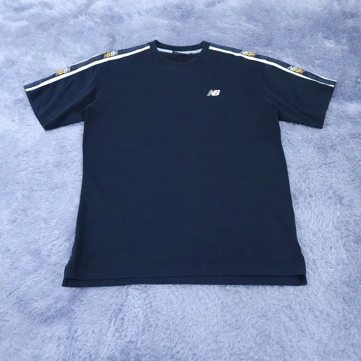 [BUNJANG] New Balance 95M Half-Sleeve T-Shirt / 95 M 뉴발란스 반팔 티 | A